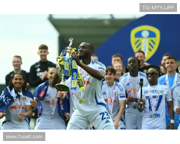 利兹联俱乐部宣布重磅计划加强阵容建设力争重返英超赛场